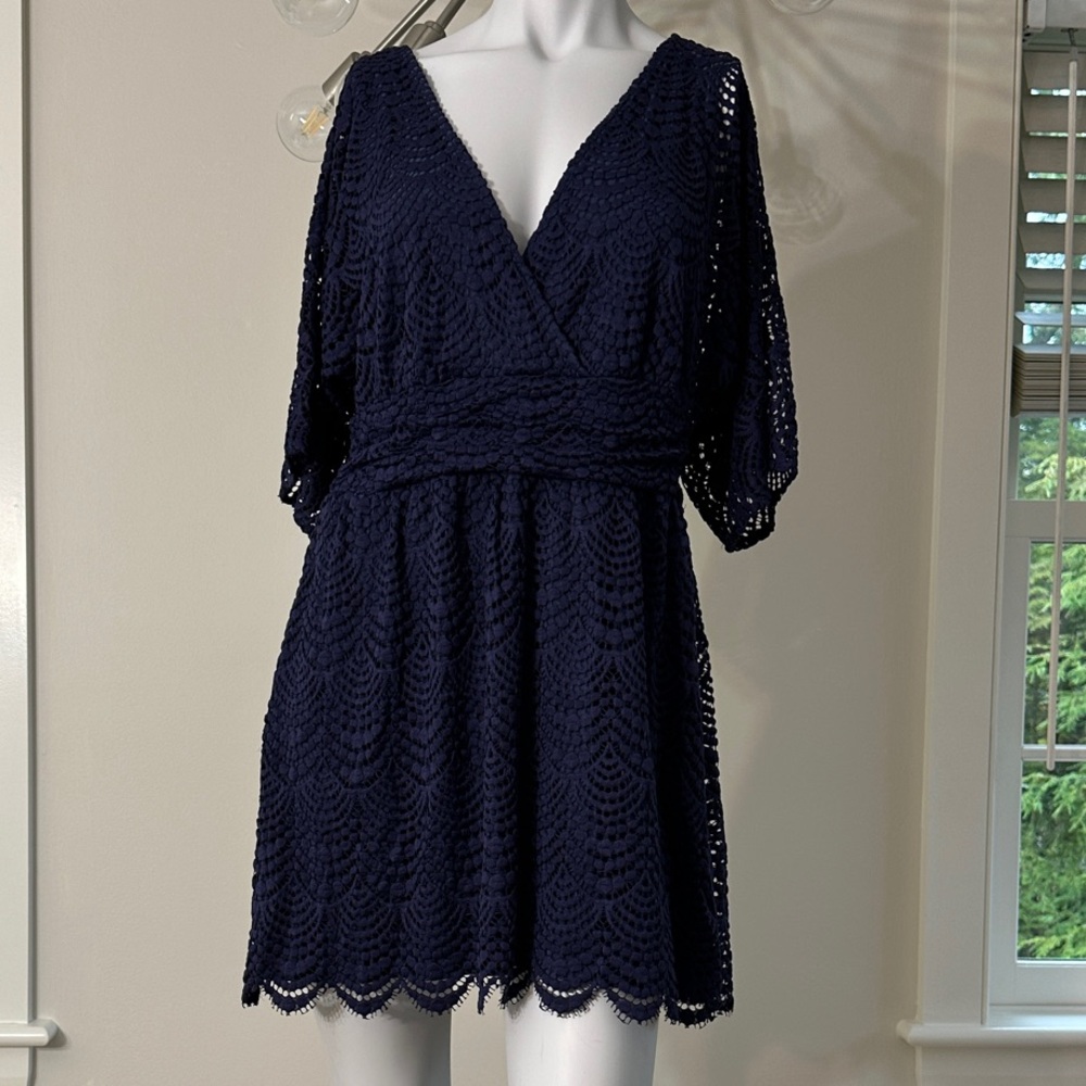 PARIGI SKORT ROMPER, TRUE NAVY SCALLOPED SHELL LACE NWT size medium